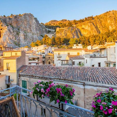 Cefalu Charme E Chic Suites Exterior photo